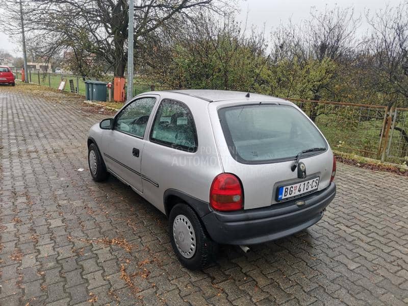 Opel Corsa B 