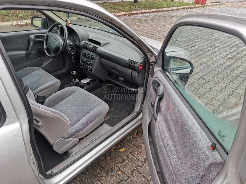 Opel Corsa B 