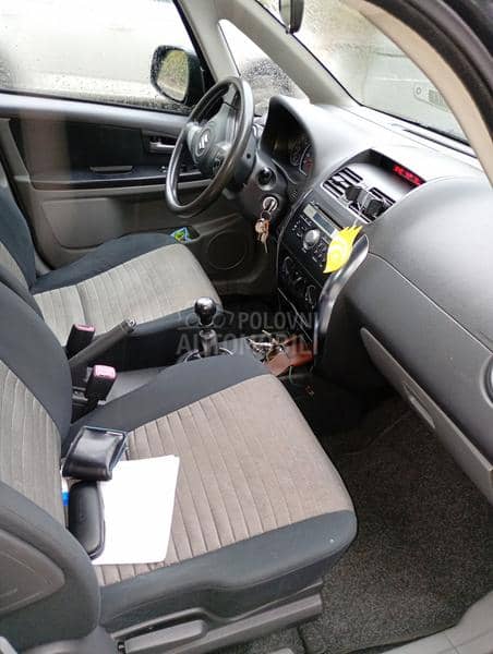 Suzuki SX4 1,6glx5vr