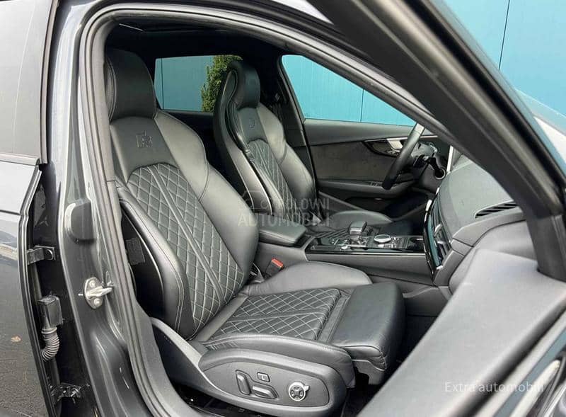 Audi A4 Competition/Pano