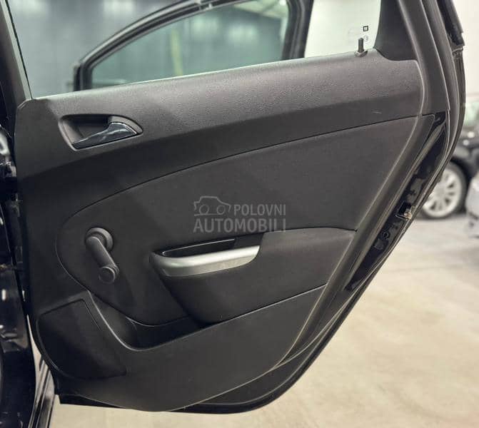 Opel Astra J 1.4T XEN/NAV CH