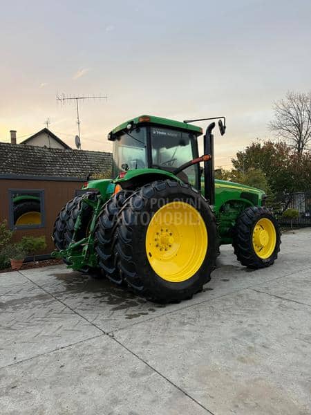 John Deere 8420