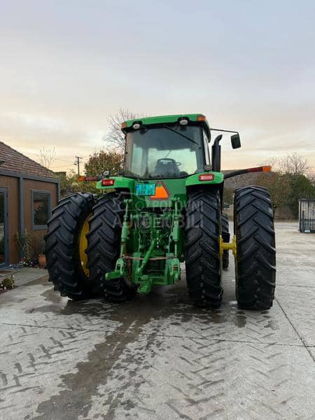 John Deere 8420