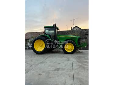 John Deere 8420