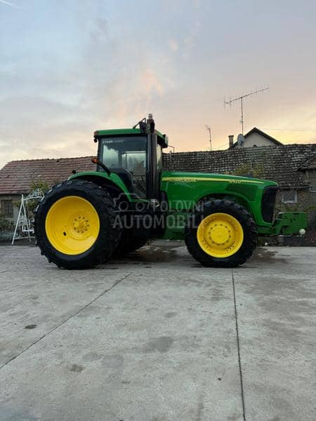 John Deere 8420