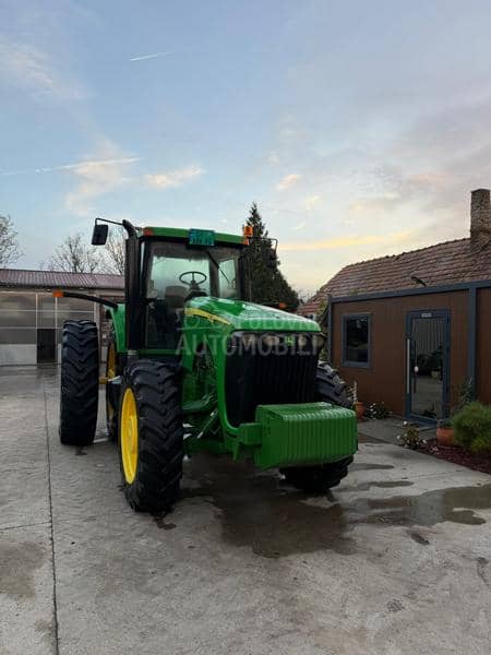 John Deere 8420