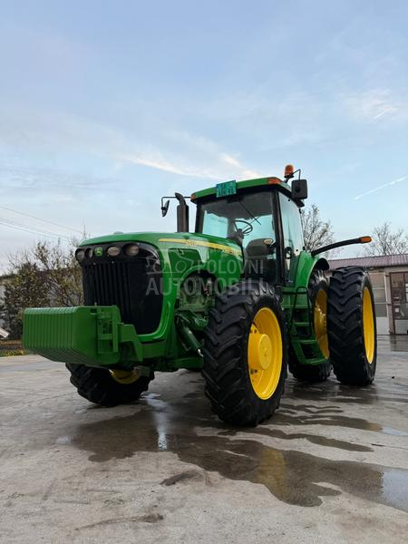 John Deere 8420
