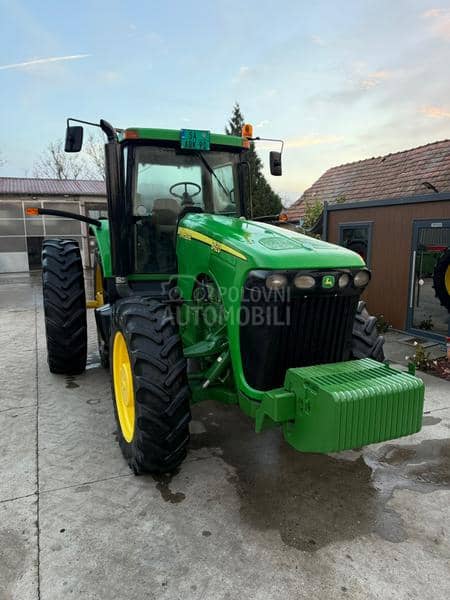 John Deere 8420