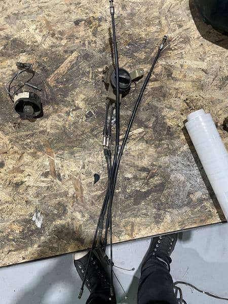 Honda VFR 750 God. DELOVI