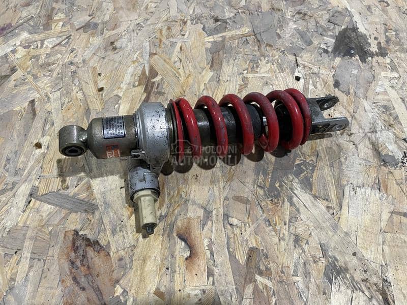 Honda VFR 750 God. DELOVI