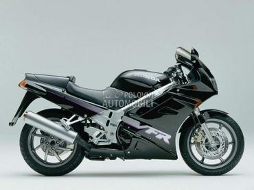 Honda VFR 750 God. DELOVI