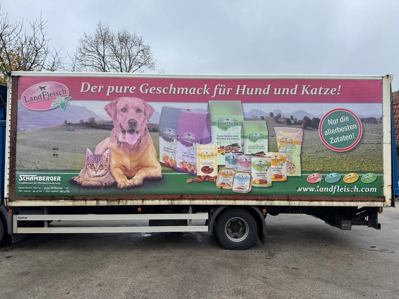 Sanduk i rampa 7,3m Man