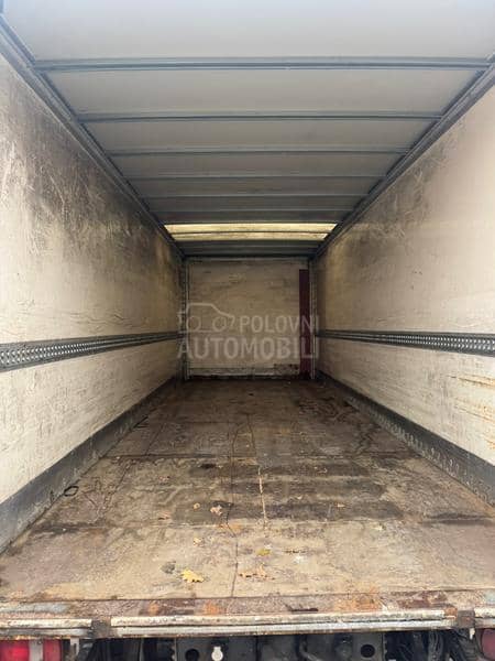 Sanduk i rampa 7,3m Man