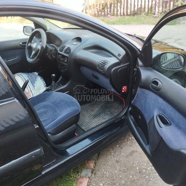 Peugeot 206 2.0 HDI 66