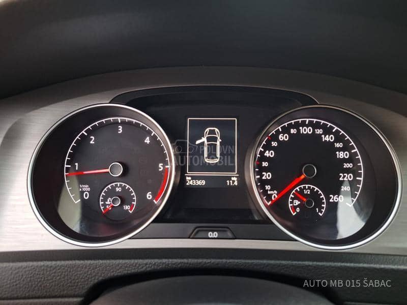 Volkswagen Golf 7 1.6 TDI BLUEMOTION