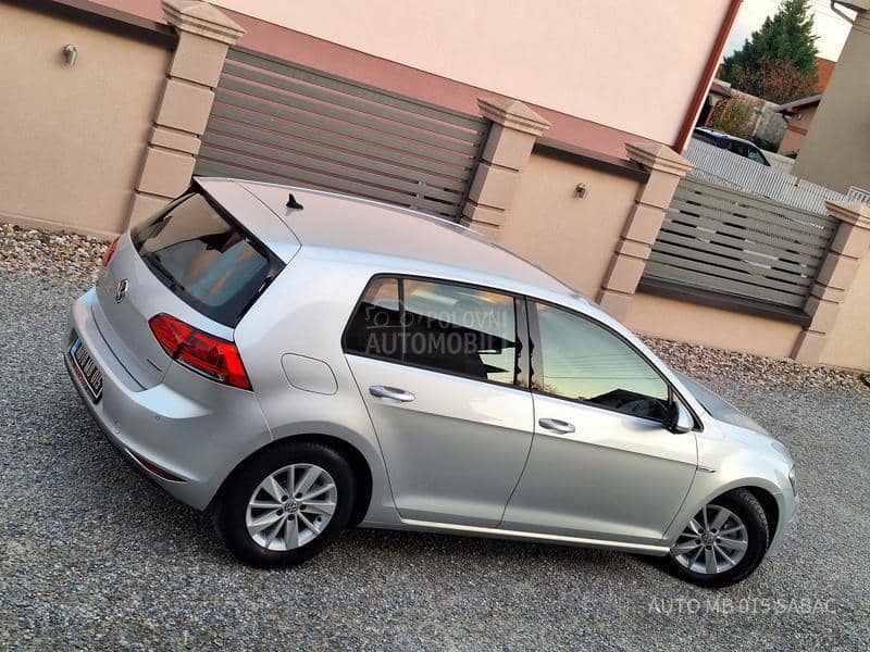 Volkswagen Golf 7 1.6 TDI BLUEMOTION