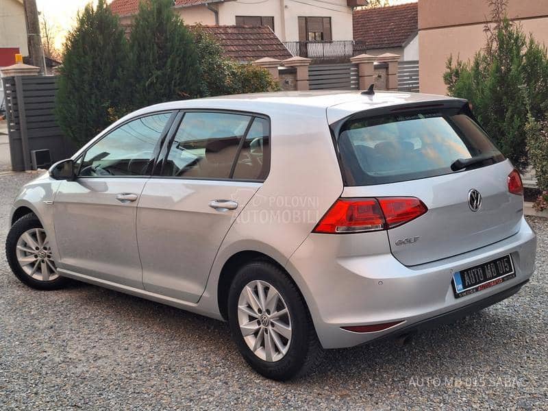 Volkswagen Golf 7 1.6 TDI BLUEMOTION