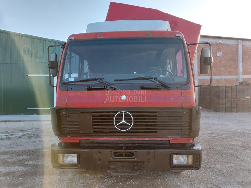 Mercedes Benz 1735