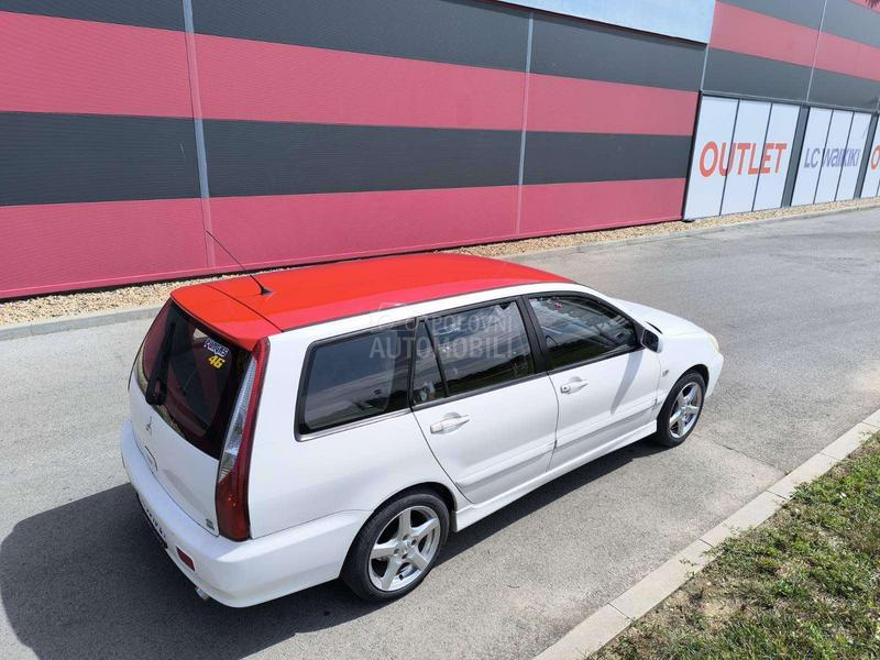 Mitsubishi Lancer 
