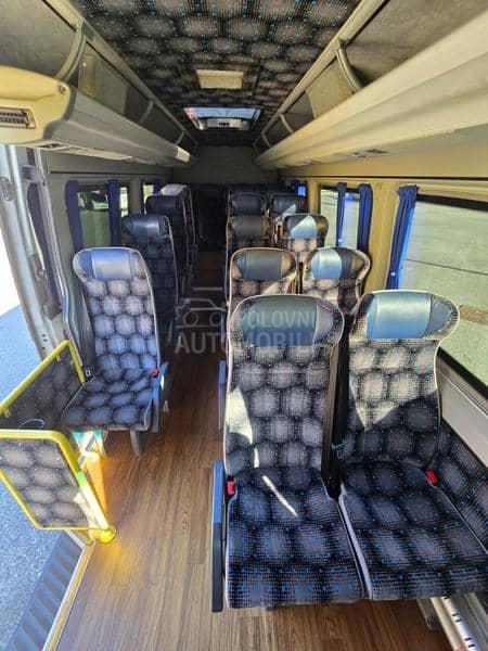 Mercedes Benz Sprinter 516