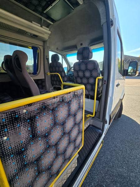 Mercedes Benz Sprinter 516