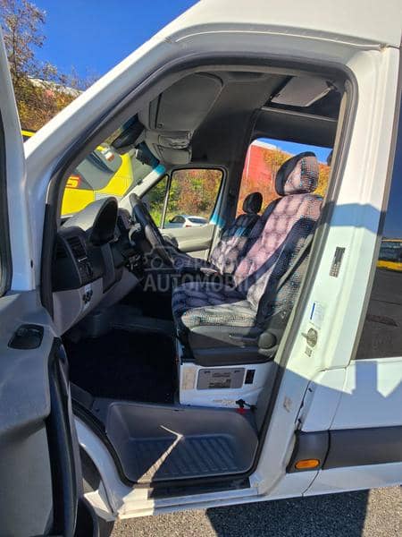Mercedes Benz Sprinter 516