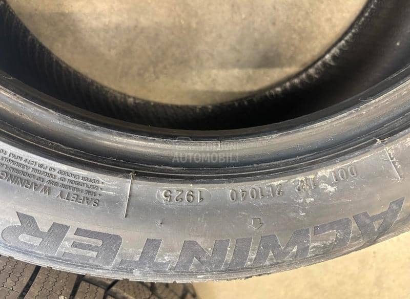 ROCKBLADE 225/50 R17 Zimska