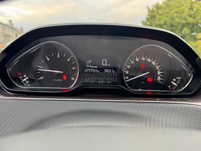 Peugeot 2008 1.6eHDI/BUSINESS