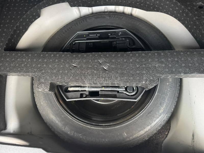 Peugeot 2008 1.6eHDI/BUSINESS