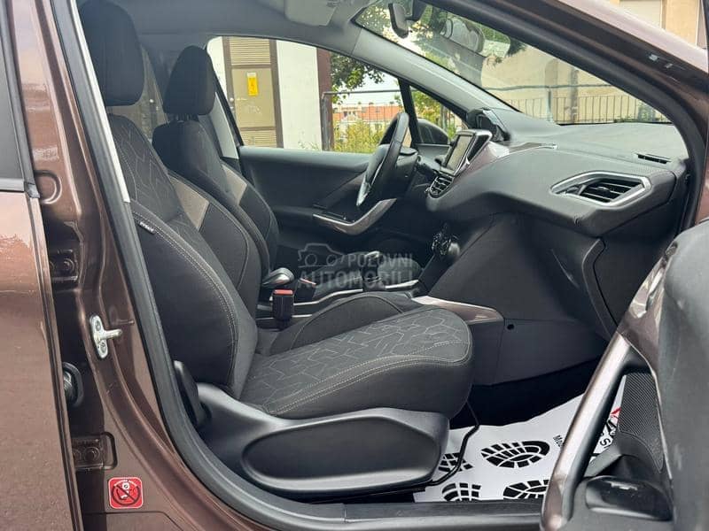 Peugeot 2008 1.6eHDI/BUSINESS