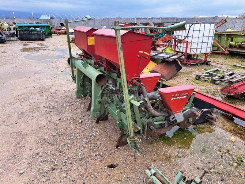 Nodet Pneumassem Planter 2...