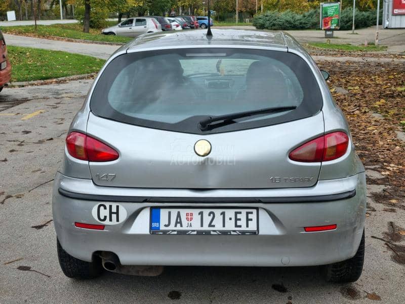 Alfa Romeo 147 1.6b 16v Twin Spark