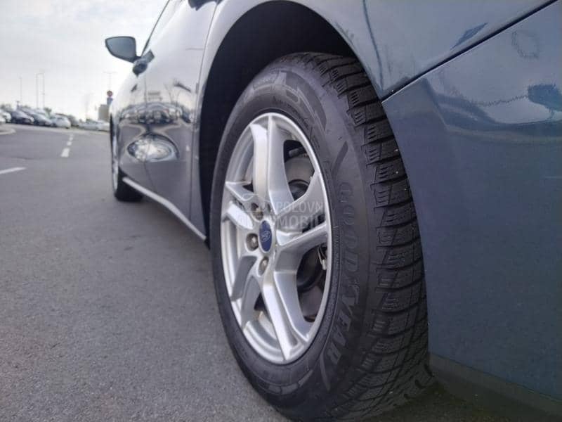 Ford Focus 1.5 dci NAV/LED