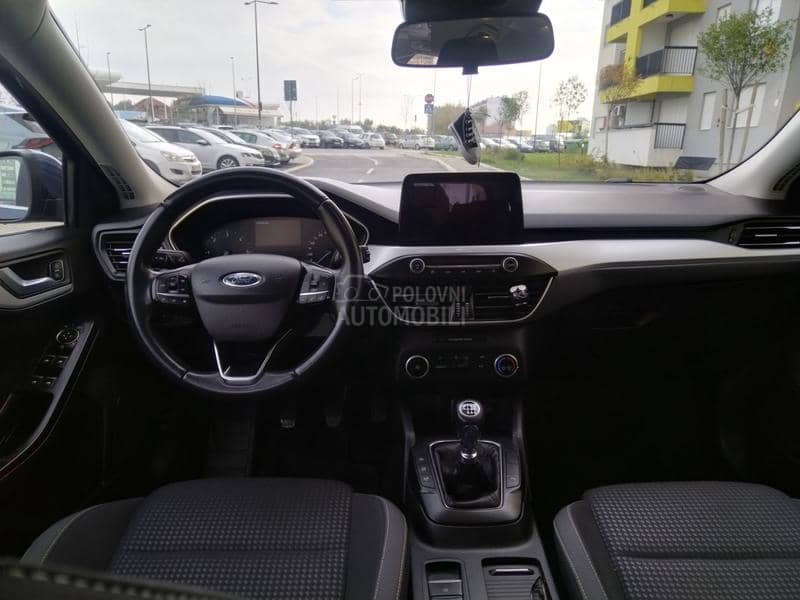Ford Focus 1.5 dci NAV/LED