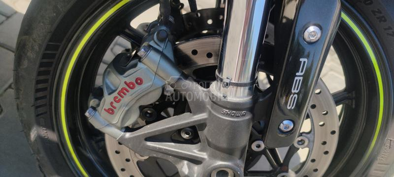 Kawasaki Z1000 R EDITION