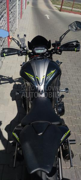 Kawasaki Z1000 R EDITION