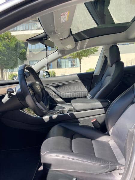 Tesla Model 3 Performance