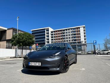 Tesla Model 3 Performance