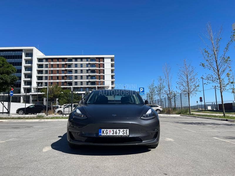 Tesla Model 3 Performance
