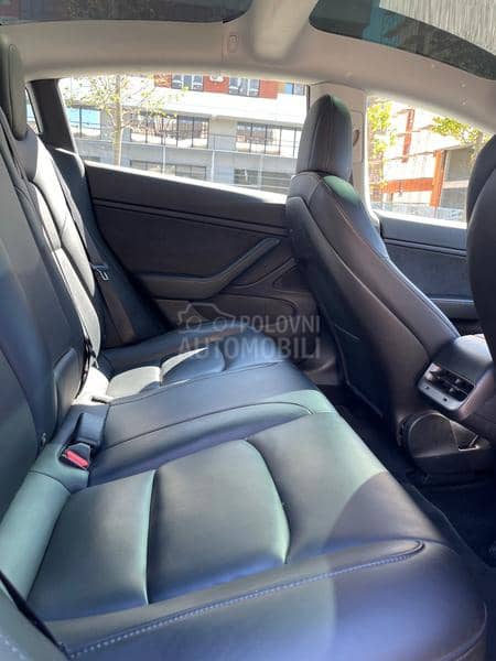 Tesla Model 3 Performance