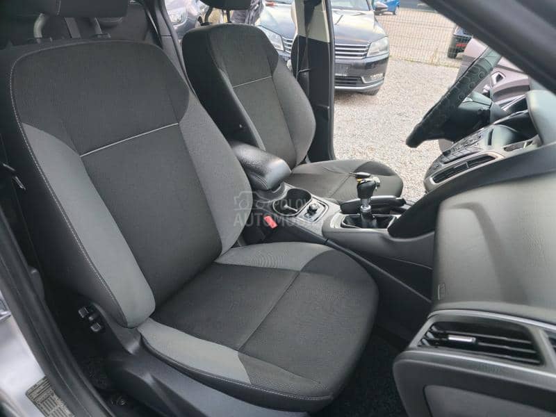 Ford Focus 1.6 TDCI TITANIUM