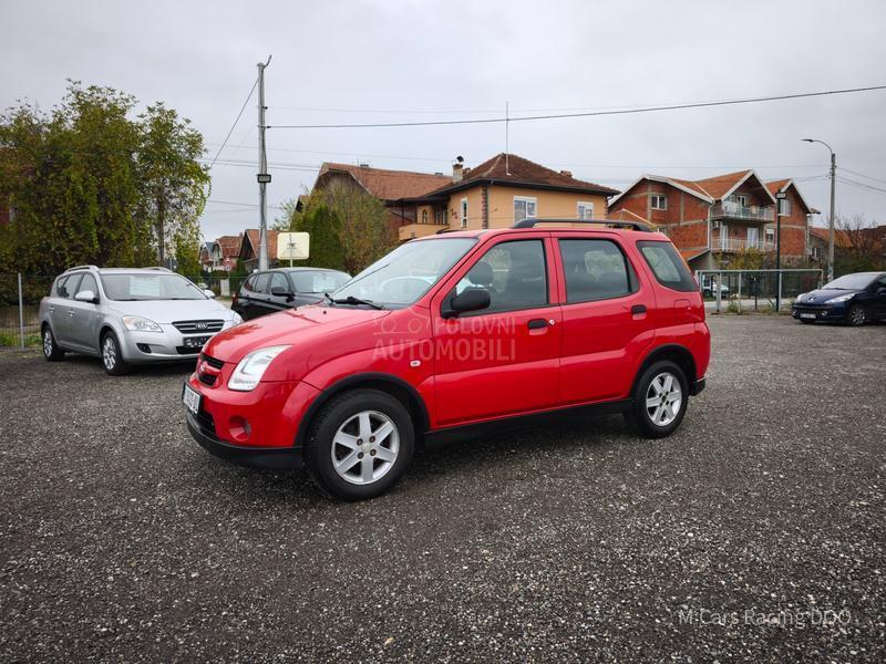 Suzuki Ignis 1.5 CLUB 4WD