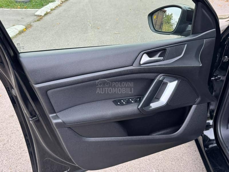Peugeot 308 1.6eHDI