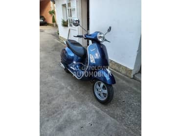 Piaggio Vespa GT 125