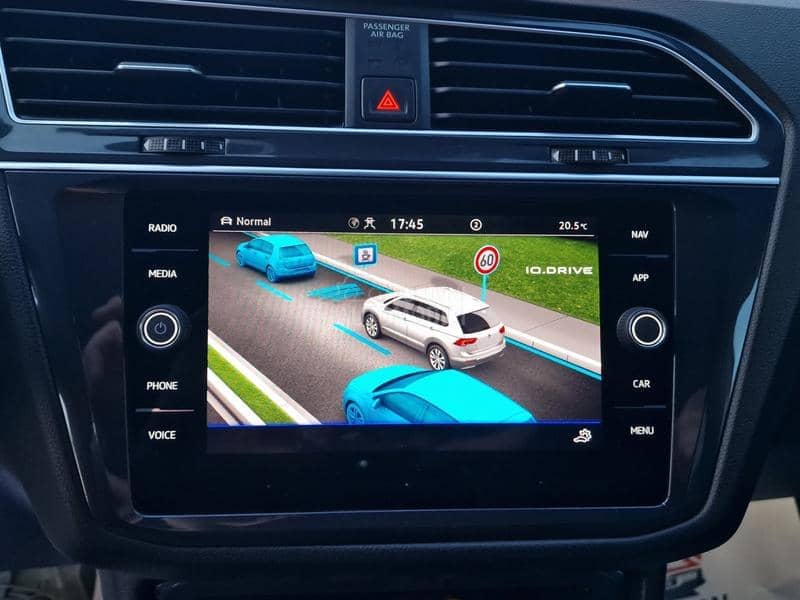 Volkswagen Tiguan 4X4/R-line