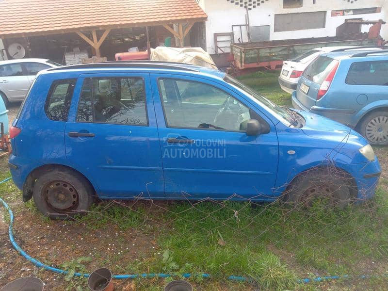 Mazda 2 