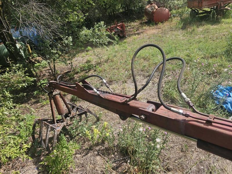 Djuro Djaković utovarivač grajfer