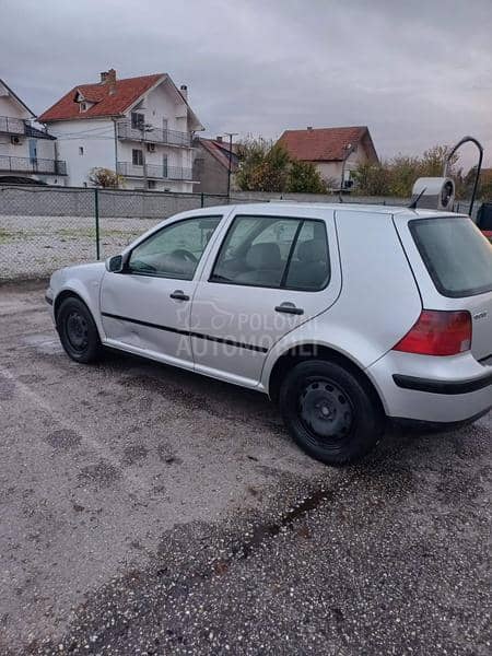 Volkswagen Golf 4 
