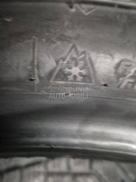 Hankook 195/45 R18 Zimska