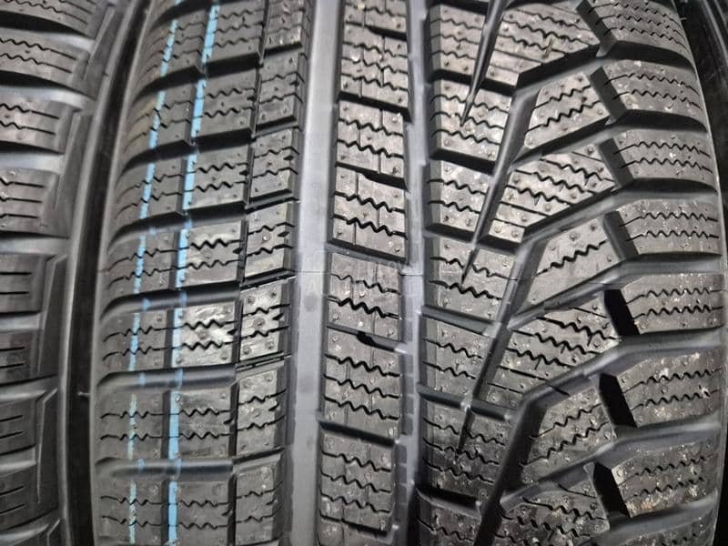 Hankook 195/45 R18 Zimska